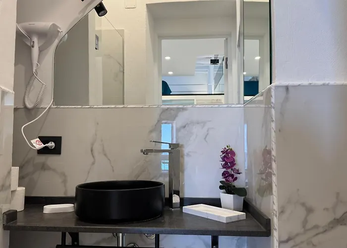 Giudecca Sea View * チェファル