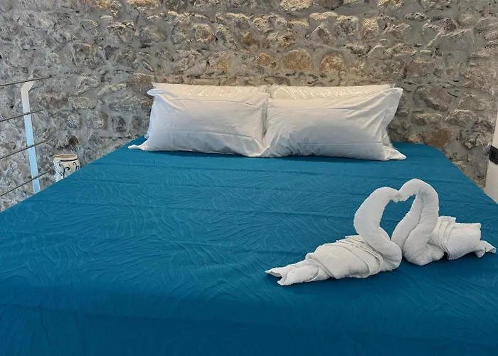 Giudecca Sea View * צ'פאלו